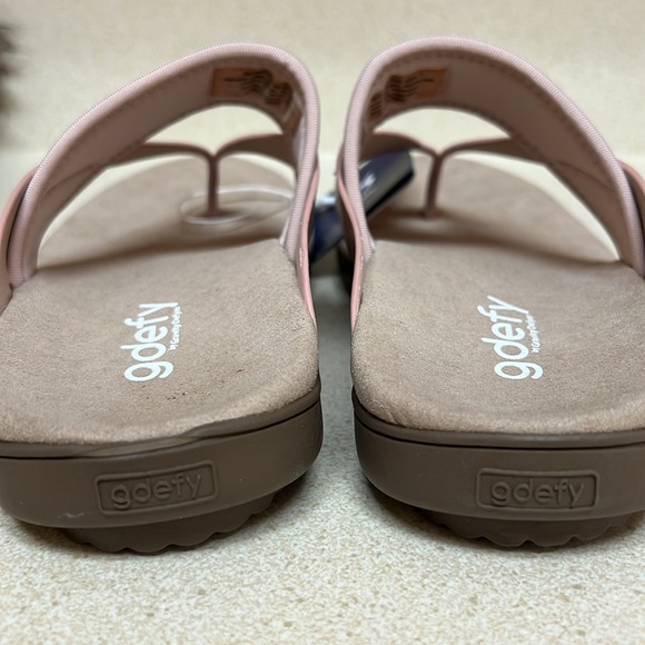 GDEFY VersoShock Orthotic Thong Sandals - NWT - Size 7 - Picture 6 of 12